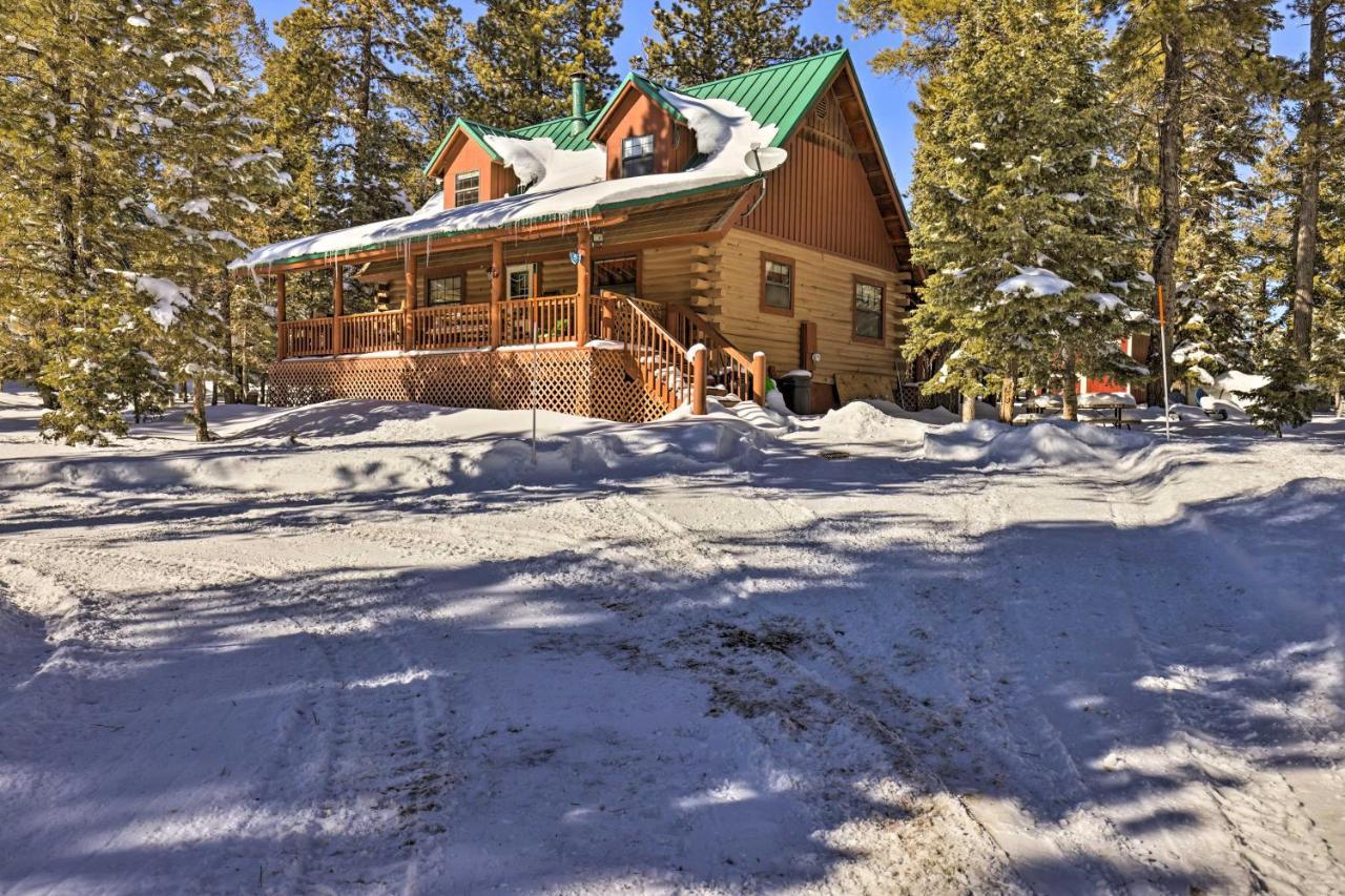 Rustic Duck Creek Village Cabin With Fire Pit! エクステリア 写真
